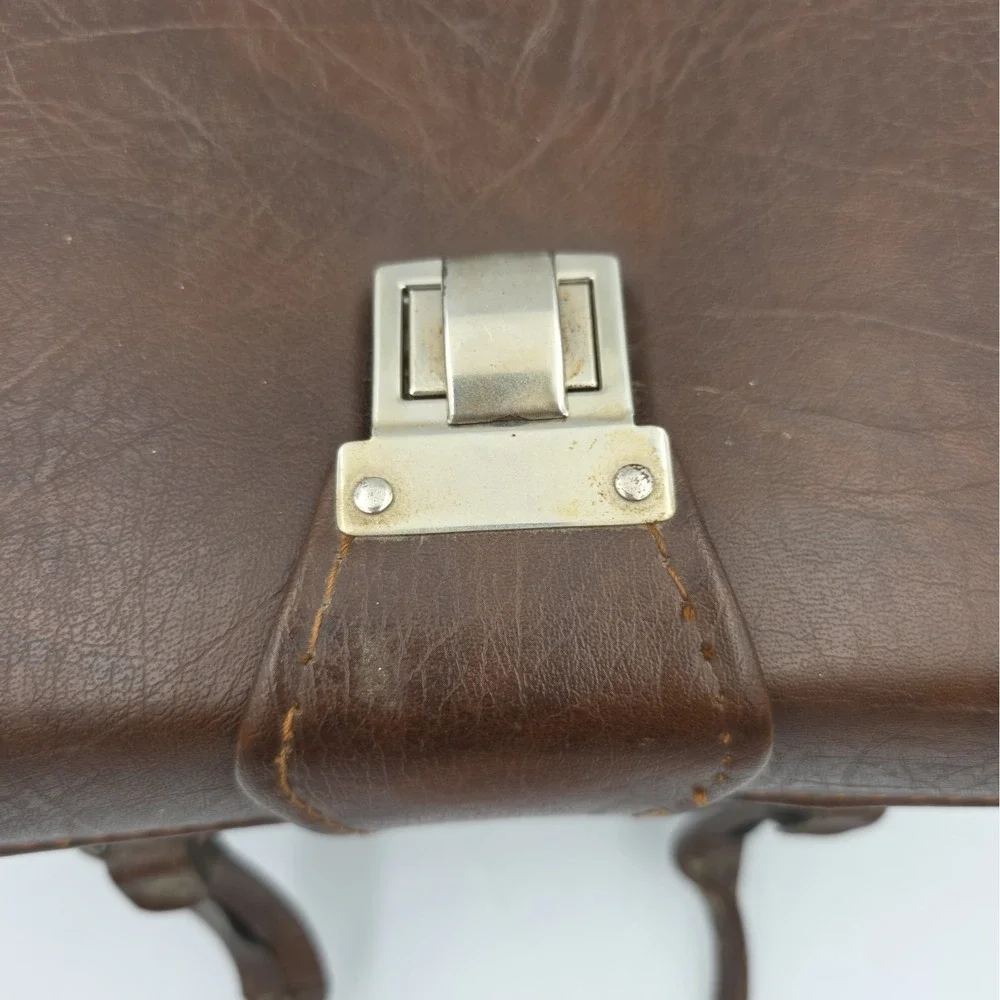 N/A brown leather